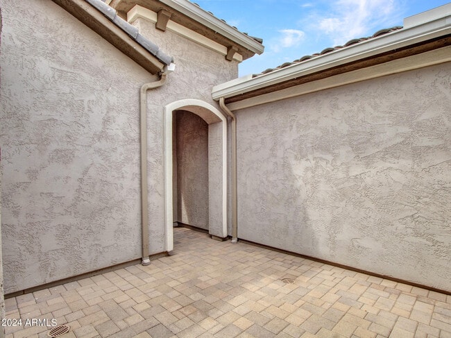 Building Photo - 44529 N Sonoran Arroyo Ln