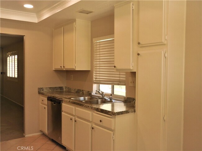 Building Photo - 27456 Alta Vista Way