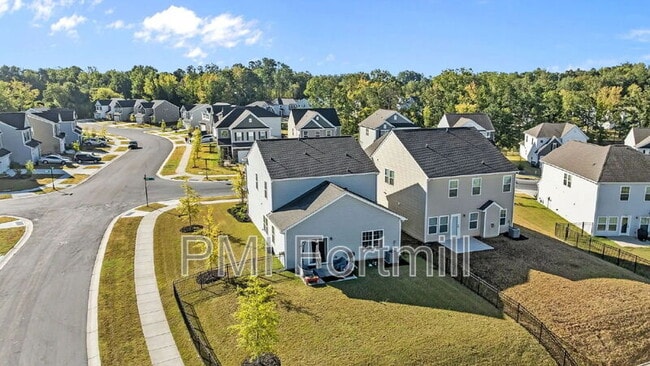 Building Photo - 18045 Stark Wy