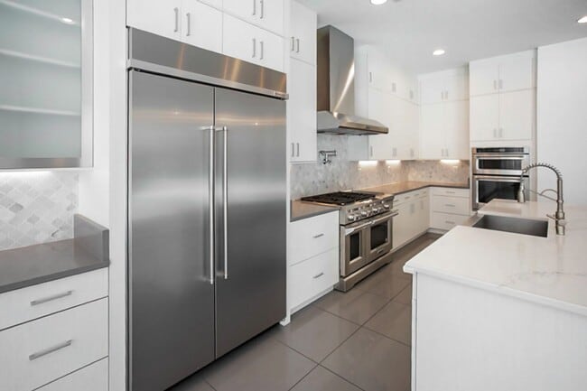 Building Photo - Single Story Pool Home In Reverence Guard Gated Community