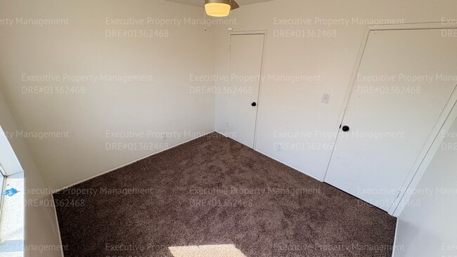 Building Photo - 925 8th St