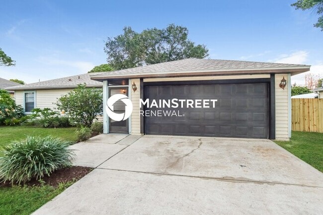 Primary Photo - 3 Bedroom Pet-Friendly Home in Palm Bay, F...