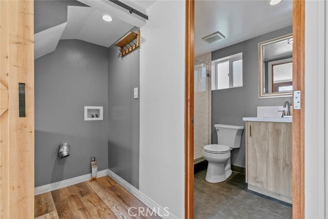 Building Photo - 10533 Fernglen Ave