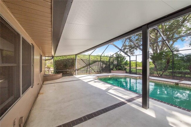 Building Photo - 7740 Lake Hatchineha Rd
