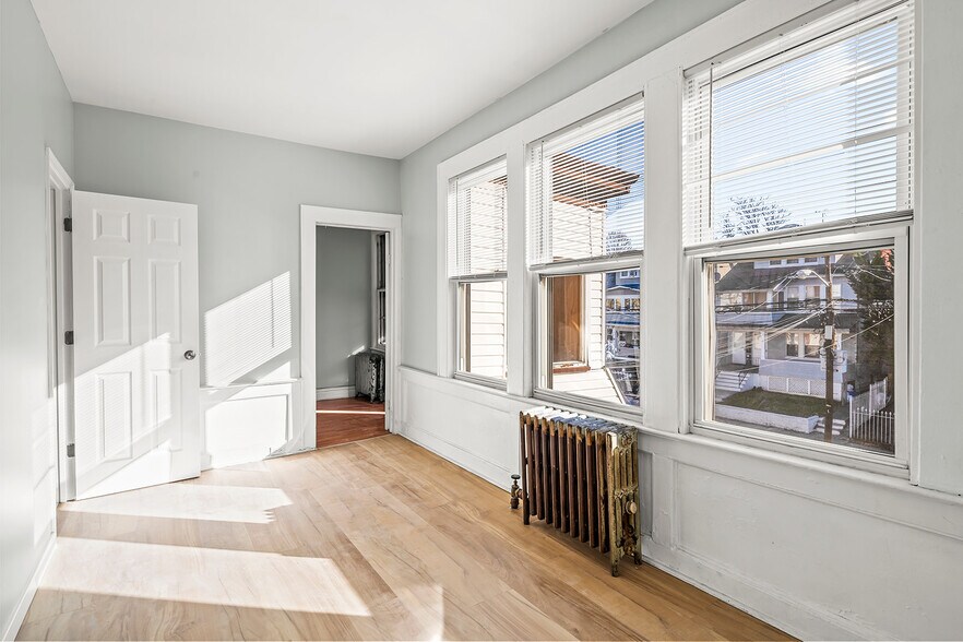 Building Photo - 69 Cedar Ave