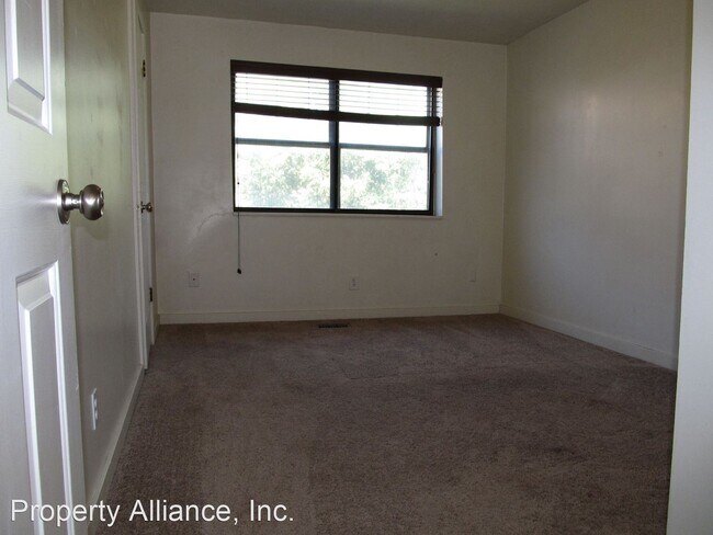 Building Photo - 5 br, 4 bath House - 115 Aspen Terrace
