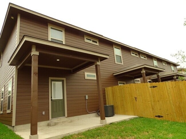 Building Photo - 6535 Marcel Wy
