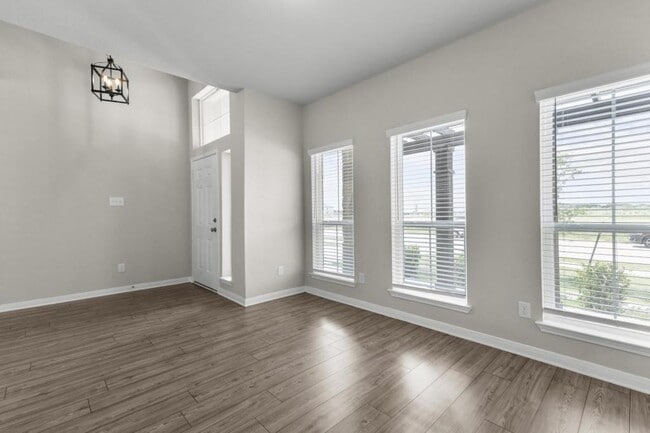 Building Photo - 7005 McGregor Lp