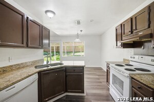 Building Photo - 5722 Misty Glen