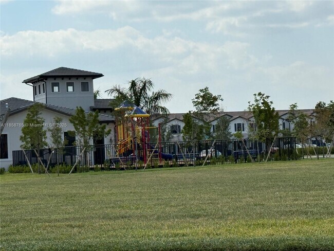Building Photo - 12888 SW 233rd Terrace