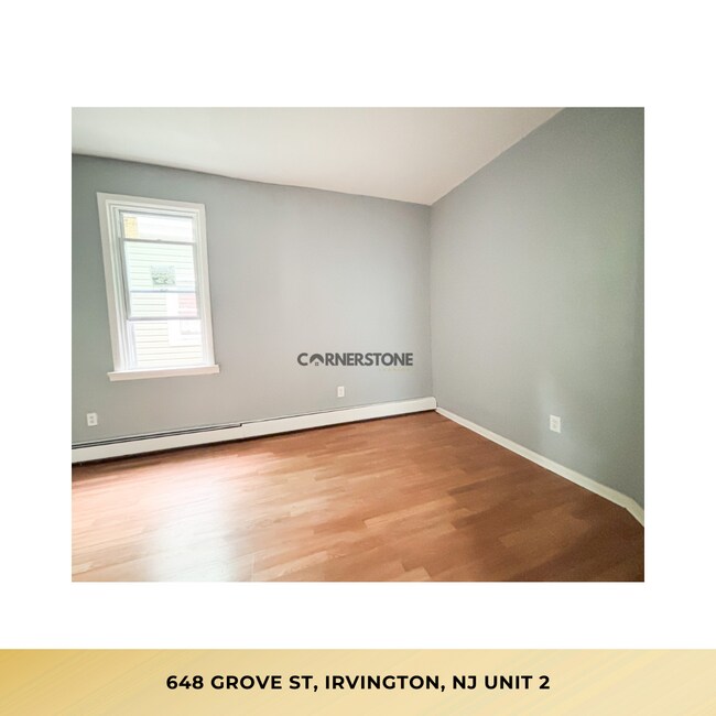Building Photo - 648 Grove St