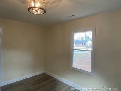 Building Photo - 4935 Walnut Dr