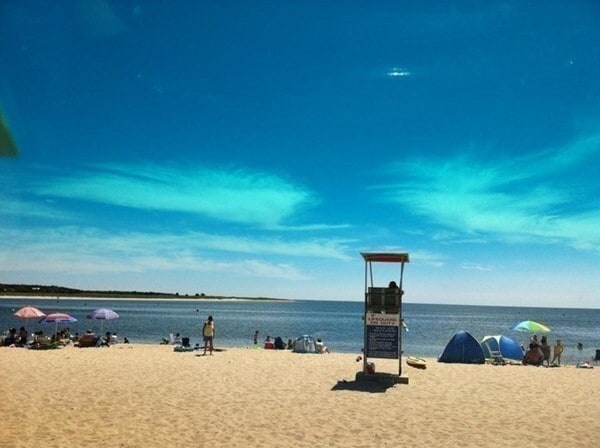 Building Photo - 428 Main St