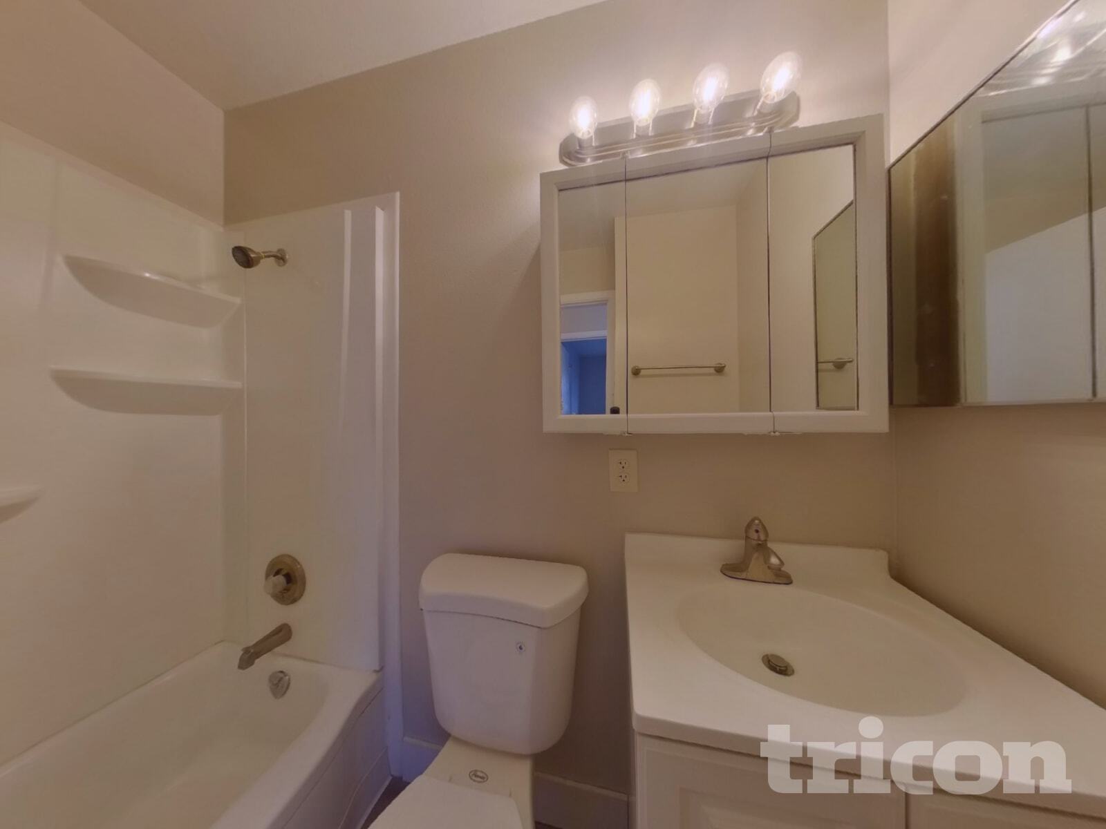 Building Photo - 3310 Heights Dr