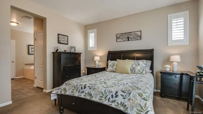 Building Photo - 2 Bed/2 Bath that is beyond expectations!!