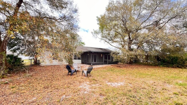 Building Photo - Lovely 3 bedroom, 2 bath in Deltona