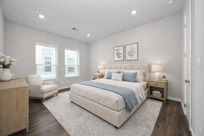 Building Photo - 608 Thornton Rd