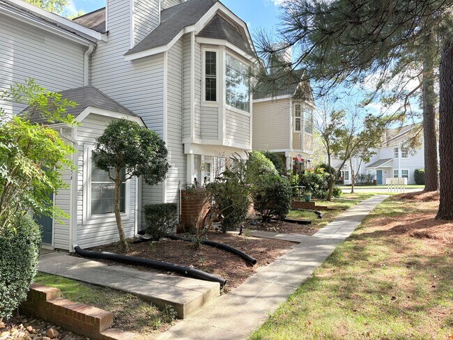 Primary Photo - Improved Rent $1500!