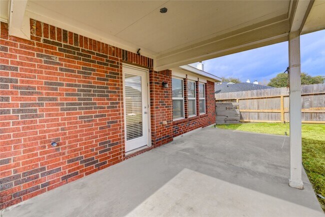 Building Photo - 16718 Mackenzie Mesa Dr