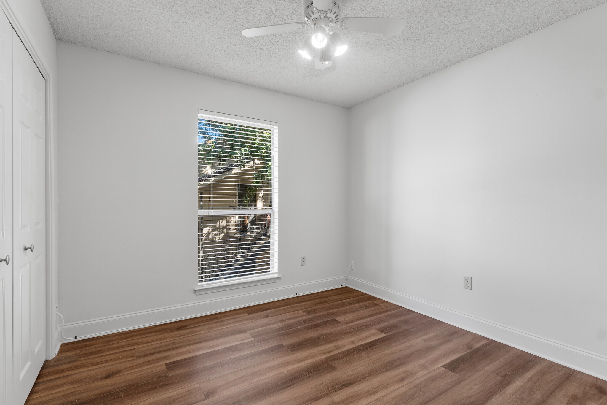 Building Photo - 11011 Cal Rd