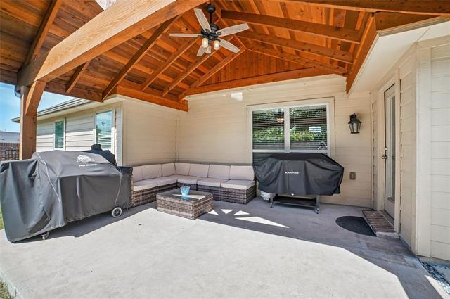 Building Photo - 1402 Palasades Ct