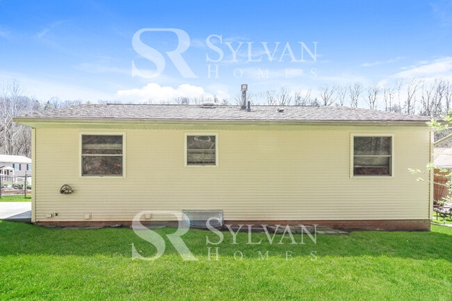 Building Photo - The Lifestyle You Deserve.