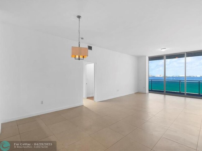 Building Photo - 7901 Hispanola Ave