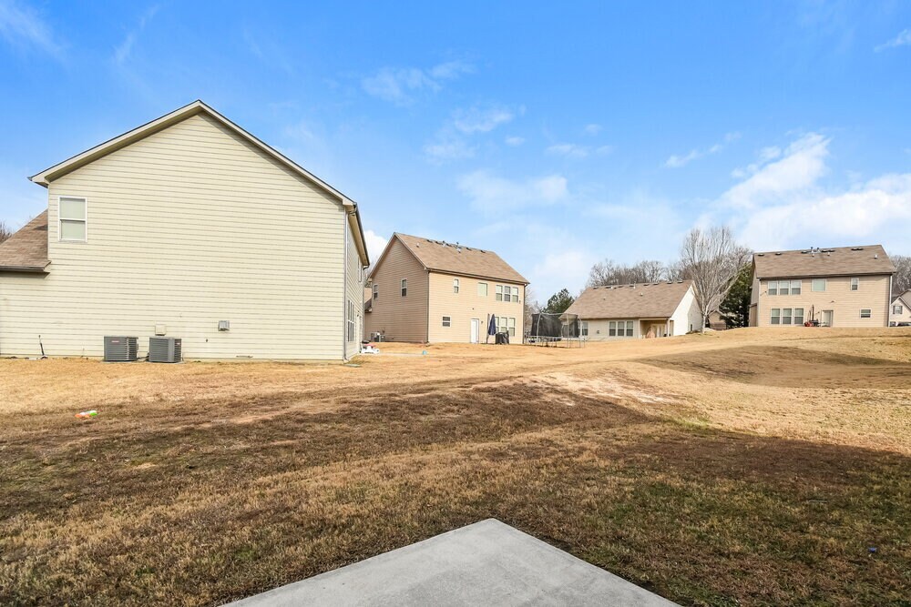 Building Photo - 192 Moorland Way NE