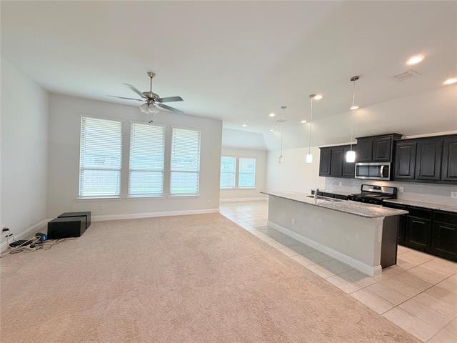 Building Photo - 11037 Silver Falls Ct