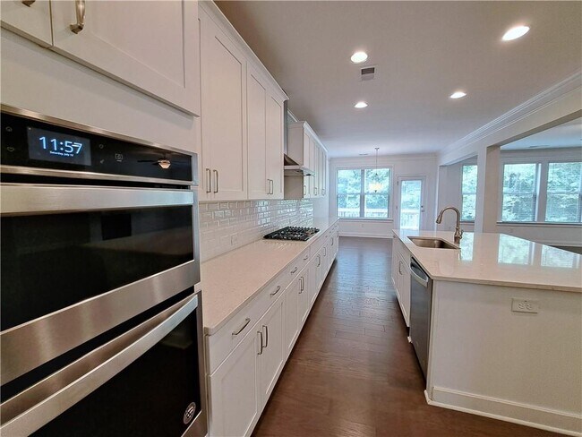 Building Photo - 1104 Hemingford Way