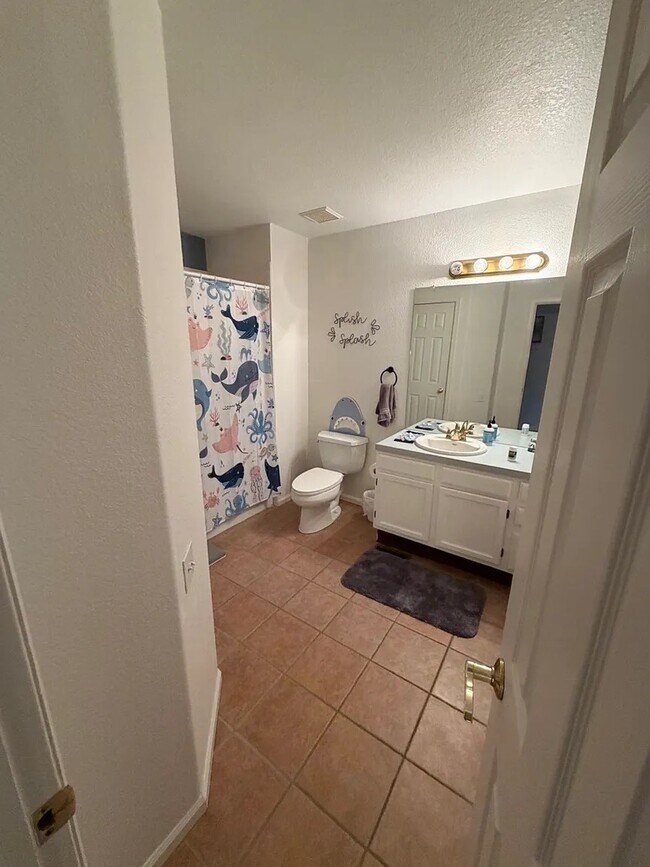 Building Photo - 9804 Grove St