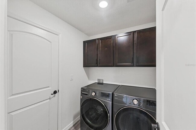 Building Photo - 7335 34th Ct E