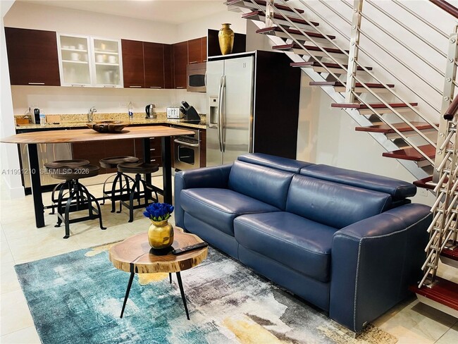 Building Photo - 41 SE 5th St