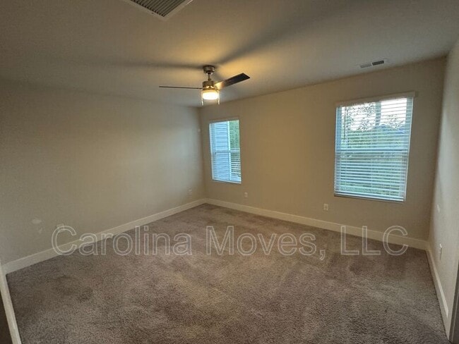 Building Photo - 29 Beachley Pl