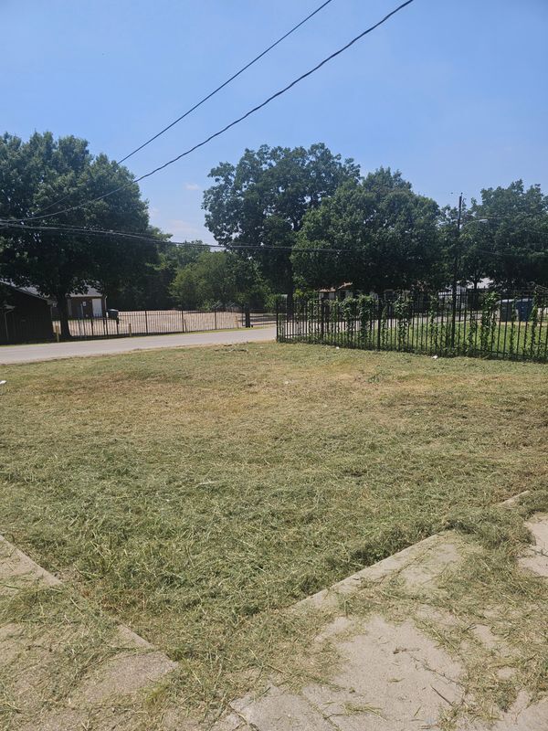 Building Photo - 3926 S Denley Dr