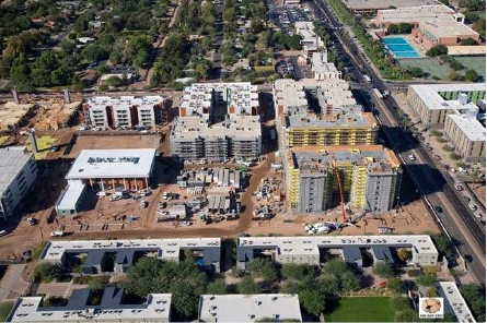 Building Photo - Vista Del Sol