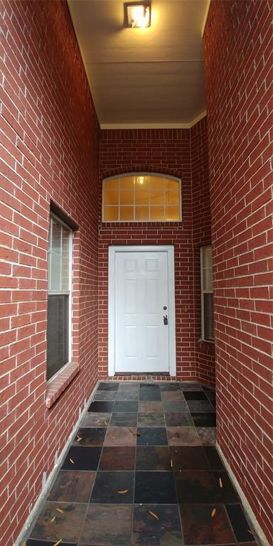 Building Photo - 14102 Lindencroft Ct