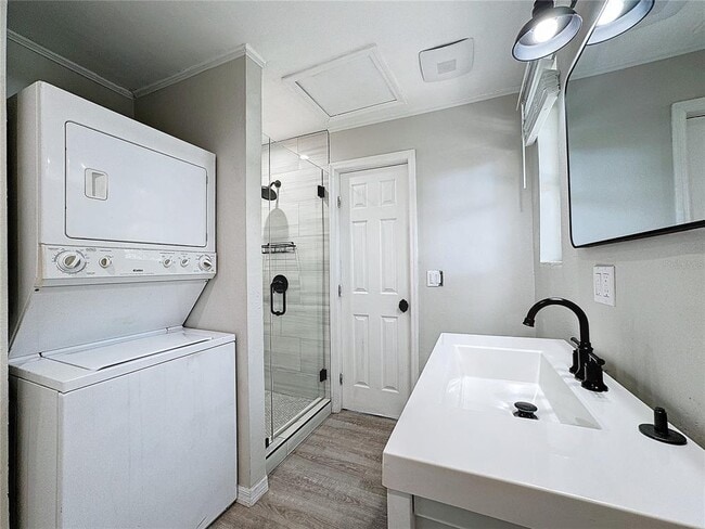 Building Photo - 3631 Park St N