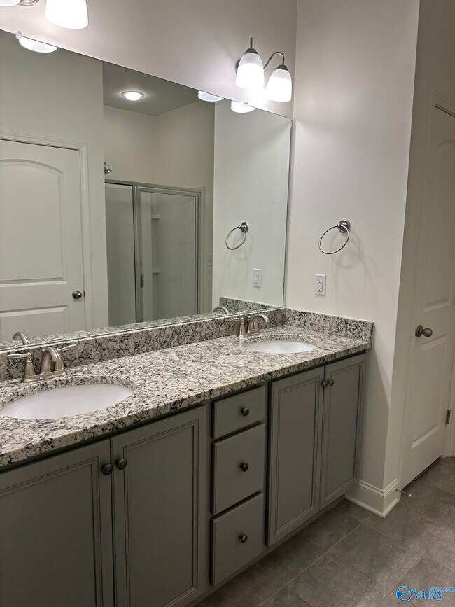 Building Photo - 44 Cypress Point Dr