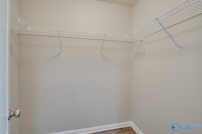 Building Photo - 4808 SE Canterwood Dr
