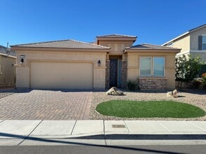 Building Photo - Gorgeous 3 Bed Single Story Home in Henderson - MOVE IN SPECIAL!!! 1/2 OFF 1ST MONTHS RENT OAC IF...