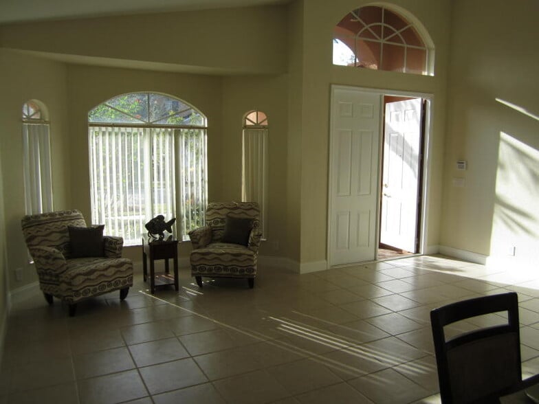 Building Photo - 759 Gazetta Way