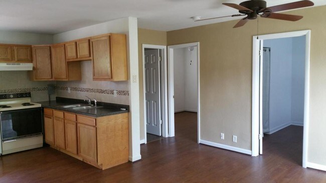 Building Photo - 1153 Links Road