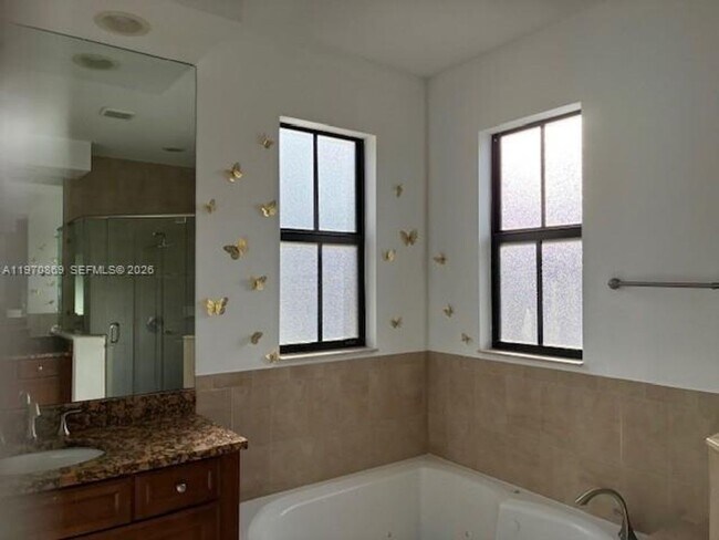 Building Photo - 8848 NW 101st Pl