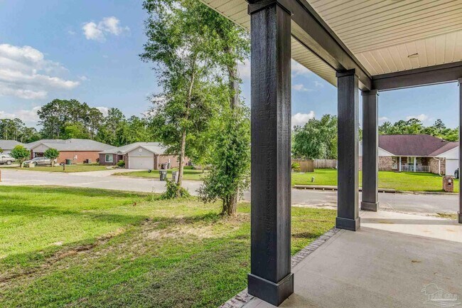Building Photo - 412 Elcino Dr