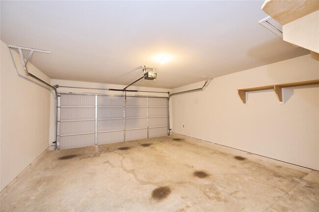 Building Photo - 13918 Nicolet Arbor Ln