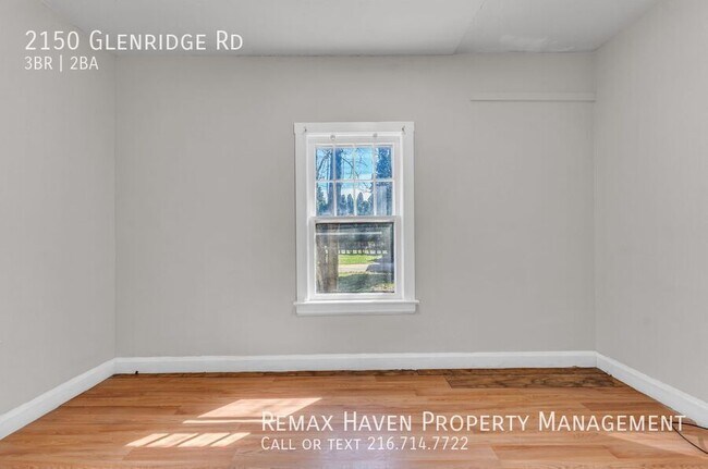 Building Photo - 2150 Glenridge Rd