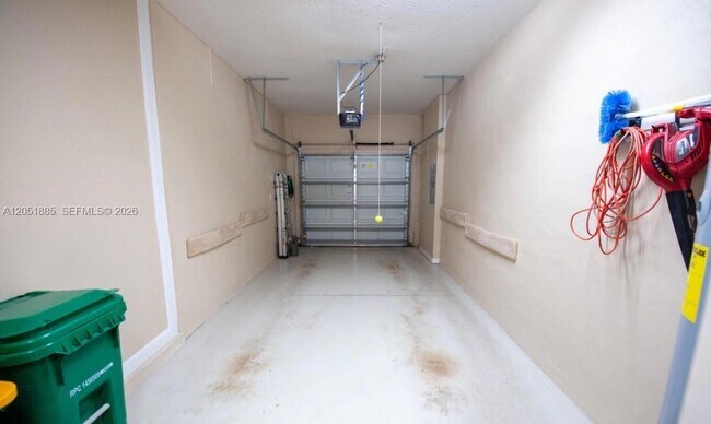 Building Photo - 3140 Le Conte St