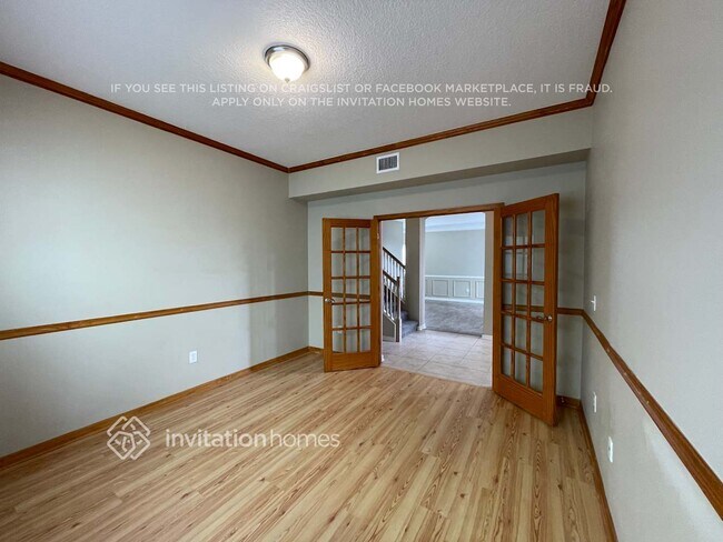 Building Photo - 18221 Sandy Pointe Dr