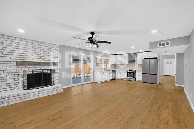 Building Photo - Plano Gem Ready To Be Your Home
